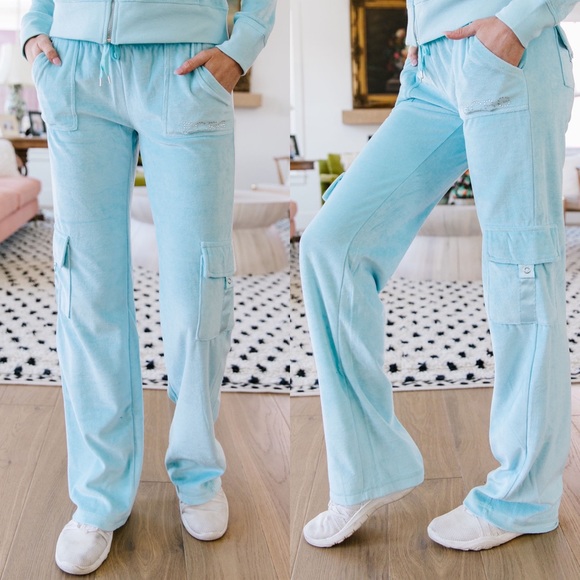 BCBG Keeping Pace Track Suit in Tiffany Blue - Picture 5 of 8